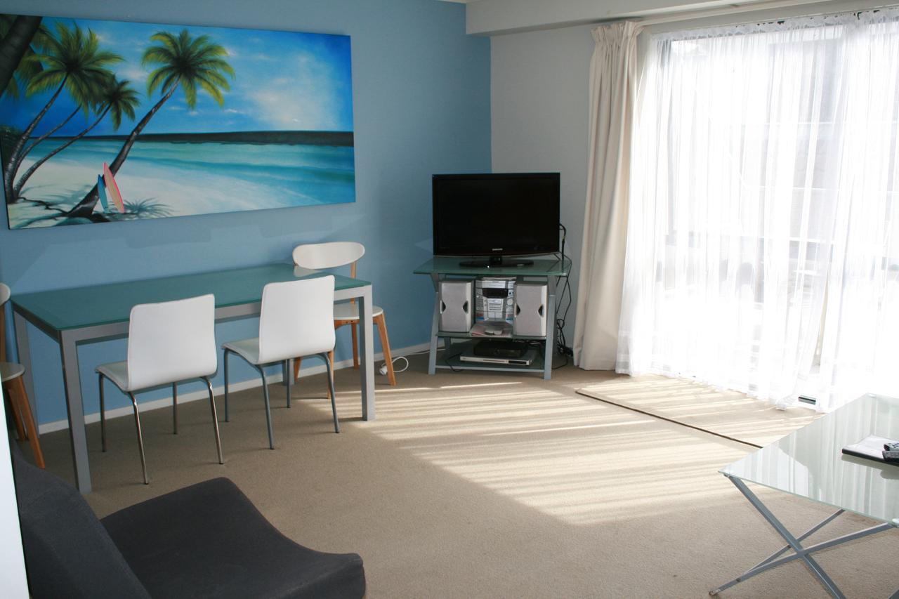 Atlas Suites And Apartments Mount Maunganui Exterior photo